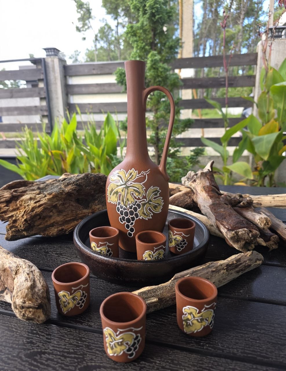 Caucasian Ceramic Wine Decanter with 6 Cups